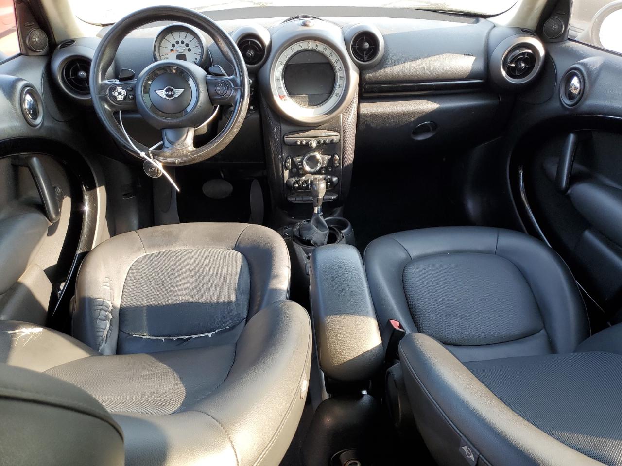 WMWZB3C53BWM00089 2011 Mini Cooper Countryman