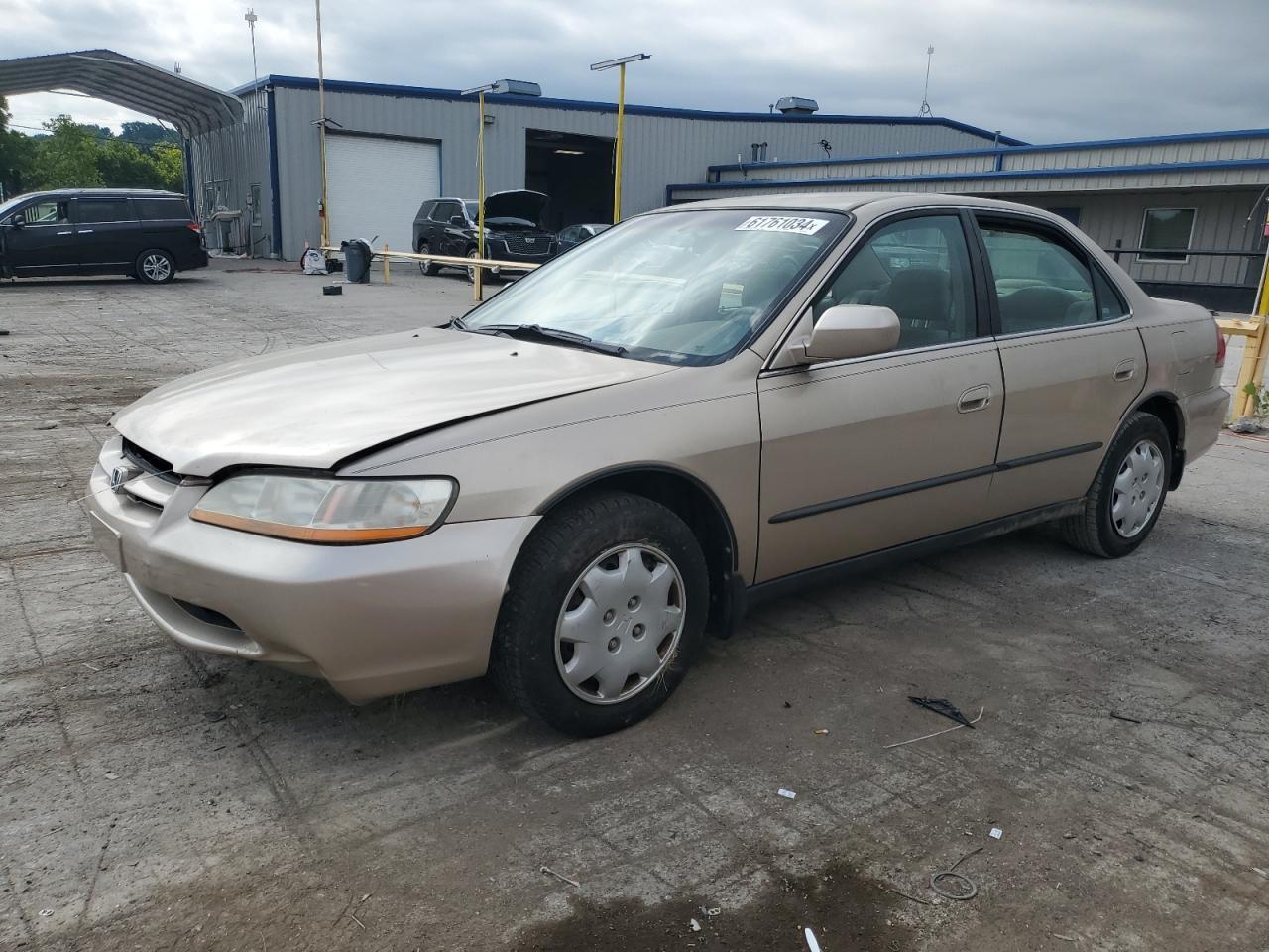 1HGCG5644YA144786 2000 Honda Accord Lx