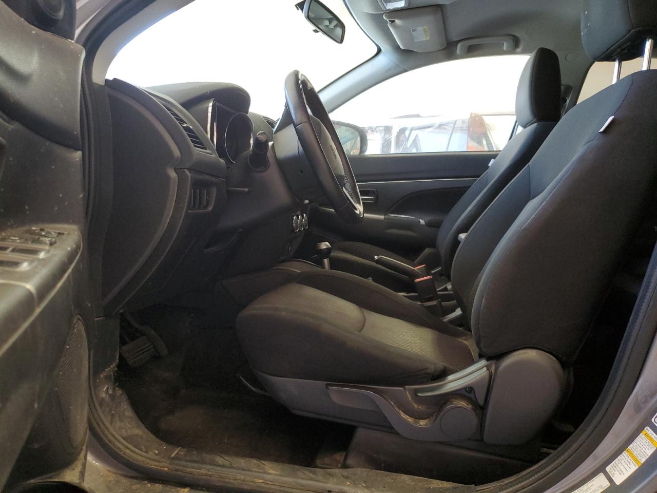 JA4AP4AU6KU005556 2019 Mitsubishi Outlander Sport Se