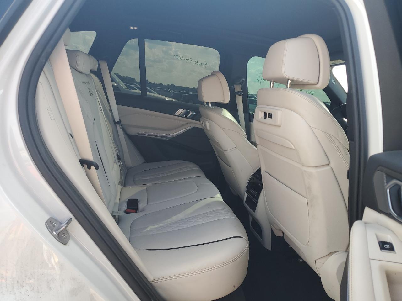 5UXCR6C51KLL37175 2019 BMW X5 xDrive40I