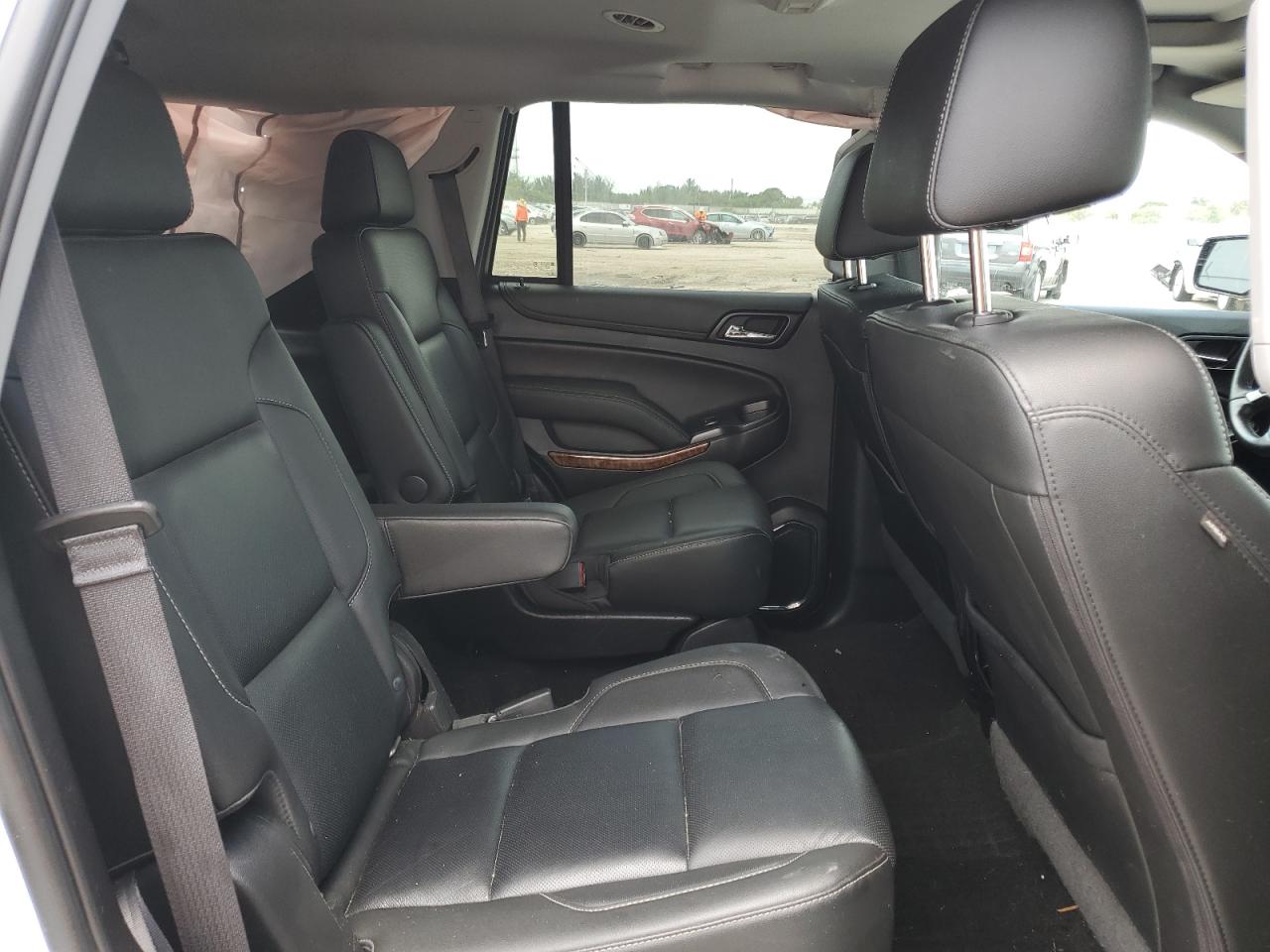 1GNSCCKJ7JR360832 2018 Chevrolet Tahoe C1500 Premier