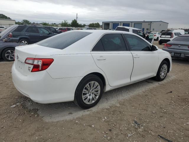 VIN 4T1BF1FK9EU770098 2014 Toyota Camry, L no.3