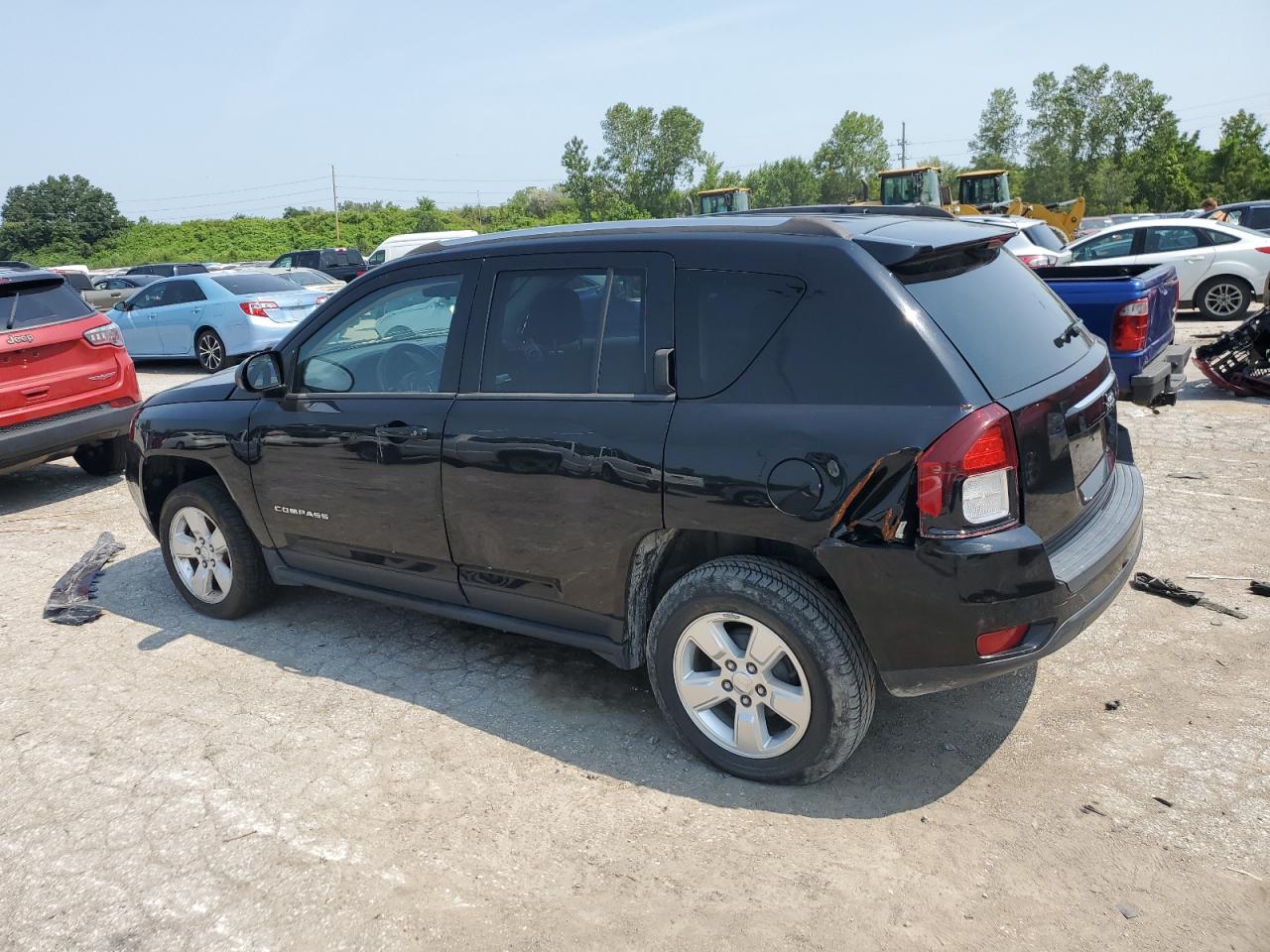 2015 Jeep Compass Sport vin: 1C4NJCBA2FD262372