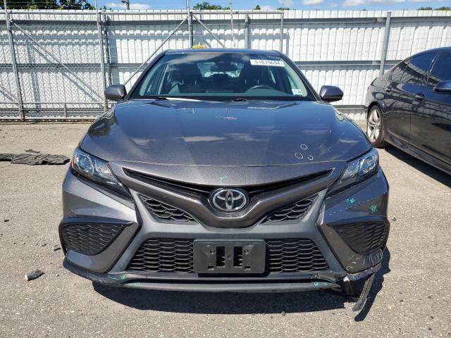 VIN 4T1G11AK8MU554074 2021 Toyota Camry, SE no.5