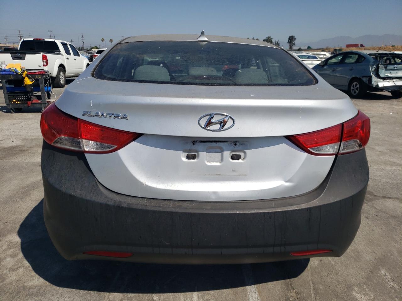 2012 Hyundai Elantra Gls vin: 5NPDH4AE6CH138189