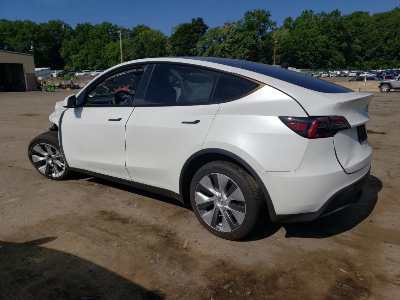 7SAYGDEE4PA115710 2023 Tesla Model Y