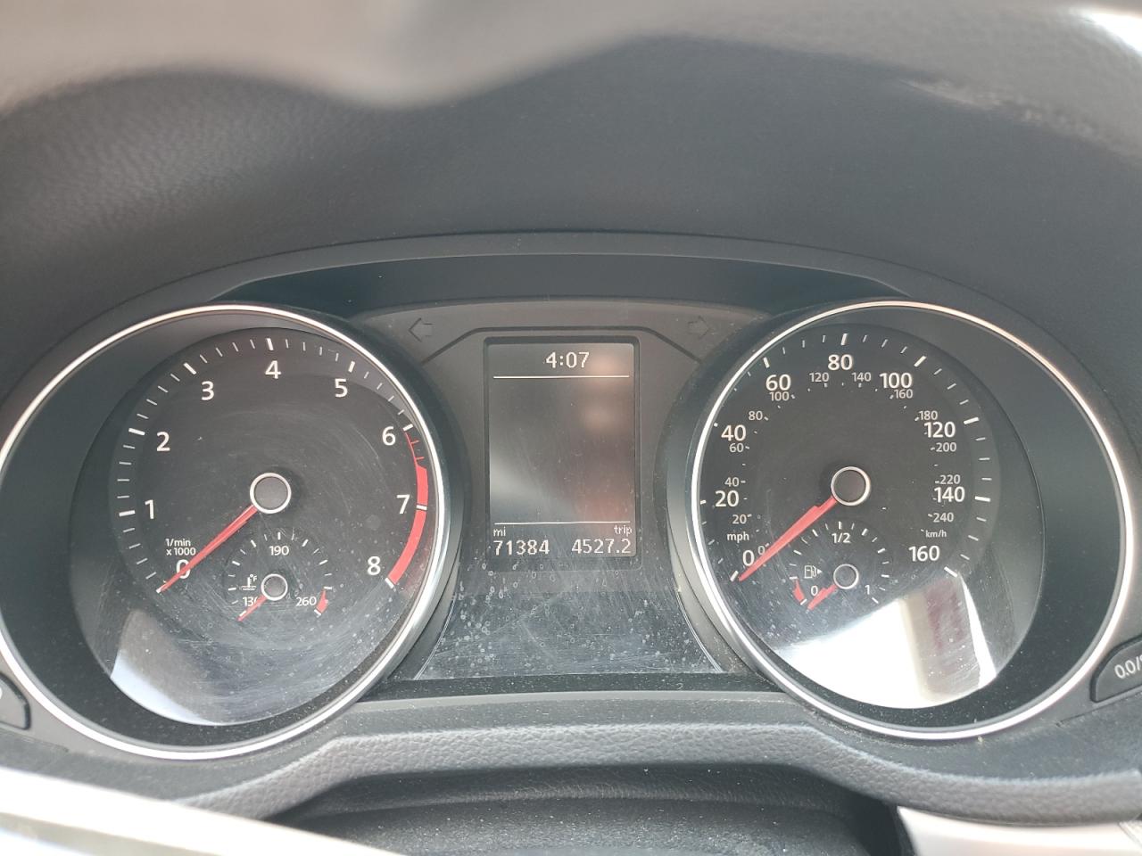 1VWAT7A31HC052547 2017 Volkswagen Passat S