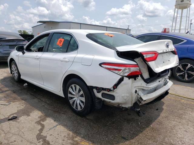 VIN 4T1B31HK3JU503104 2018 Toyota Camry, LE no.2