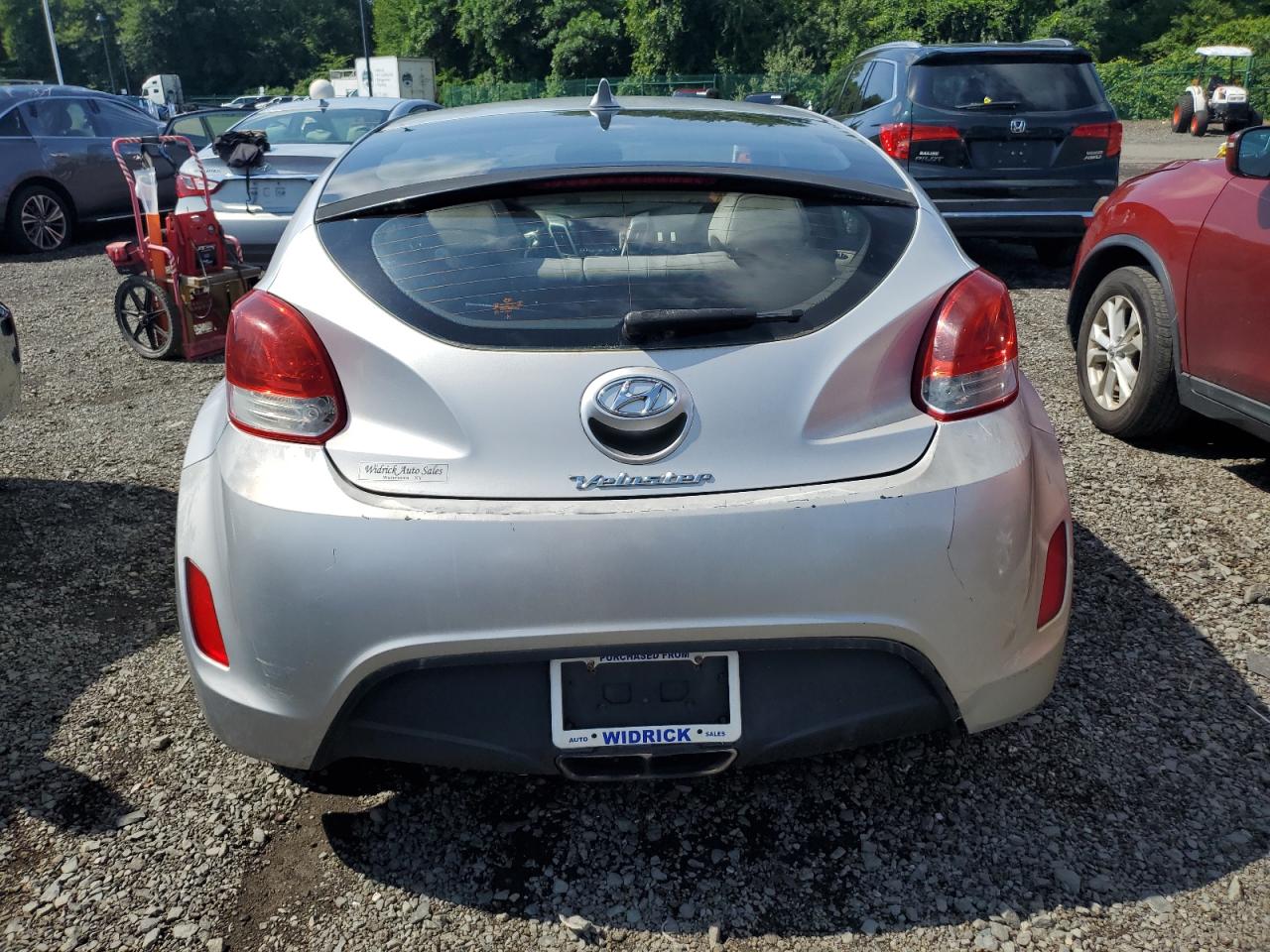 2012 Hyundai Veloster vin: KMHTC6AD6CU020559