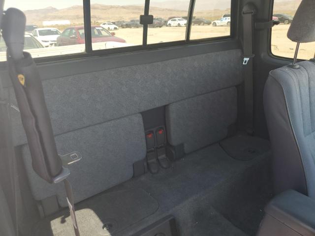 2000 Toyota Tacoma Xtracab VIN: 4TAWN72N3YZ681321 Lot: 62373444