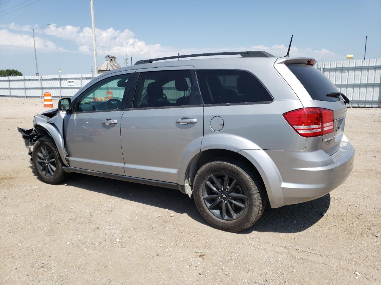 Lot #2807205076 2020 DODGE JOURNEY SE