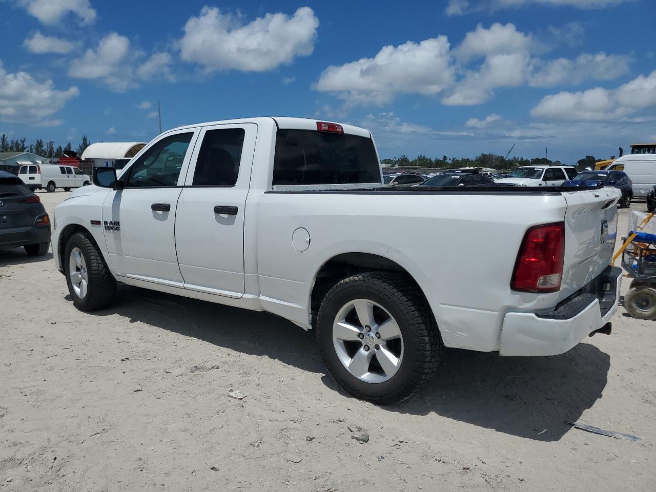 2015 Ram 1500 Hfe vin: 1C6RR6ZM8FS638247