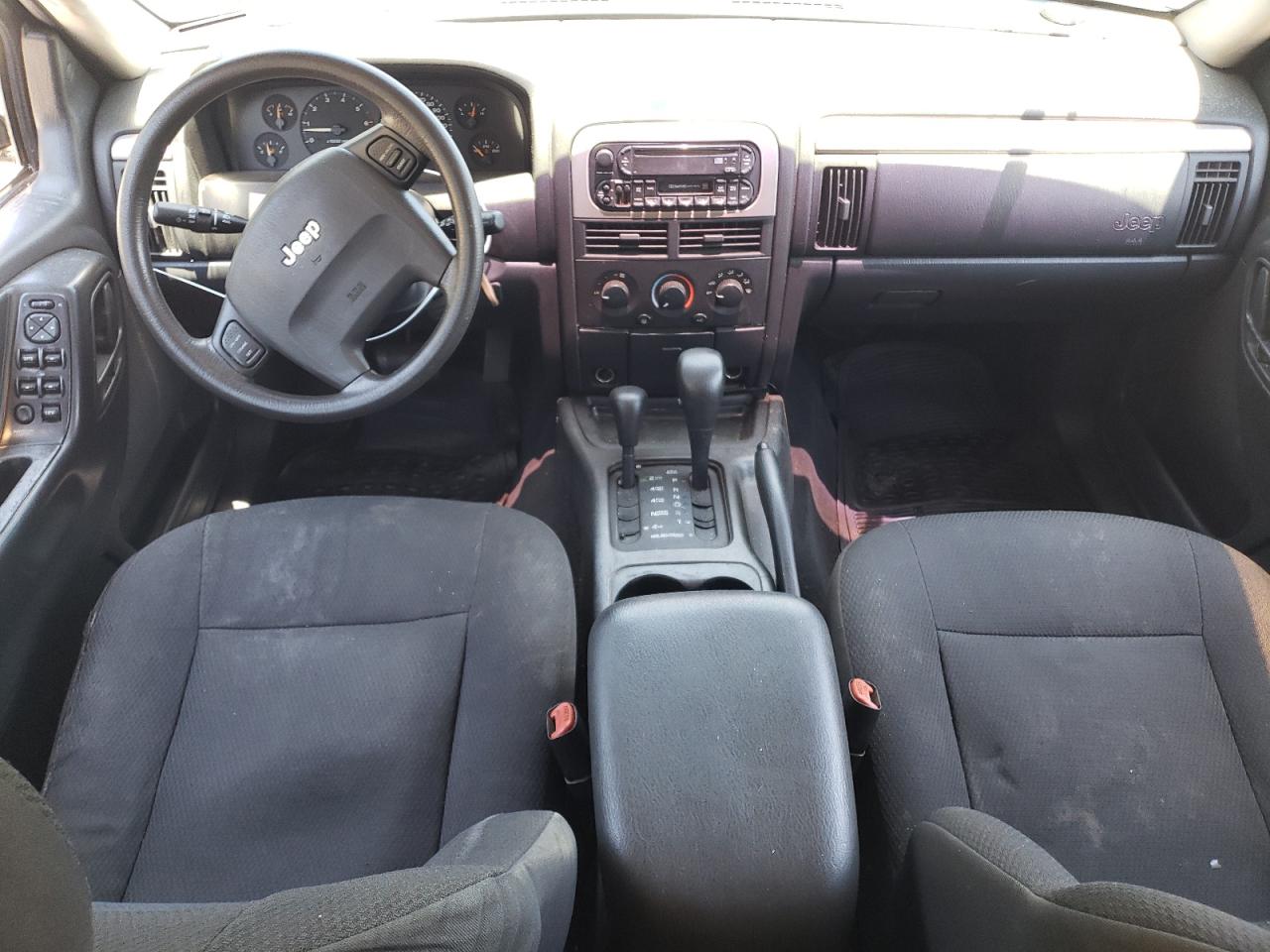 1J4GW48N02C225356 2002 Jeep Grand Cherokee Laredo