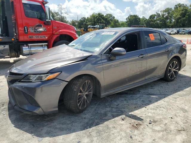 VIN 4T1B11HK8JU542907 2018 Toyota Camry, L no.1