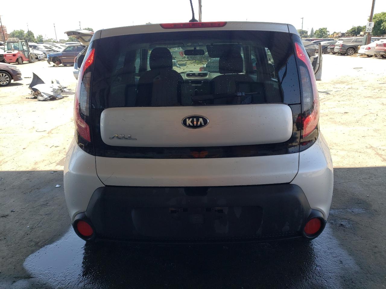 KNDJN2A21G7863683 2016 Kia Soul