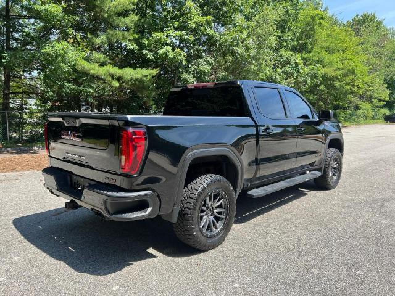 2020 GMC Sierra K1500 At4 vin: 1GTP9EEL1LZ246673