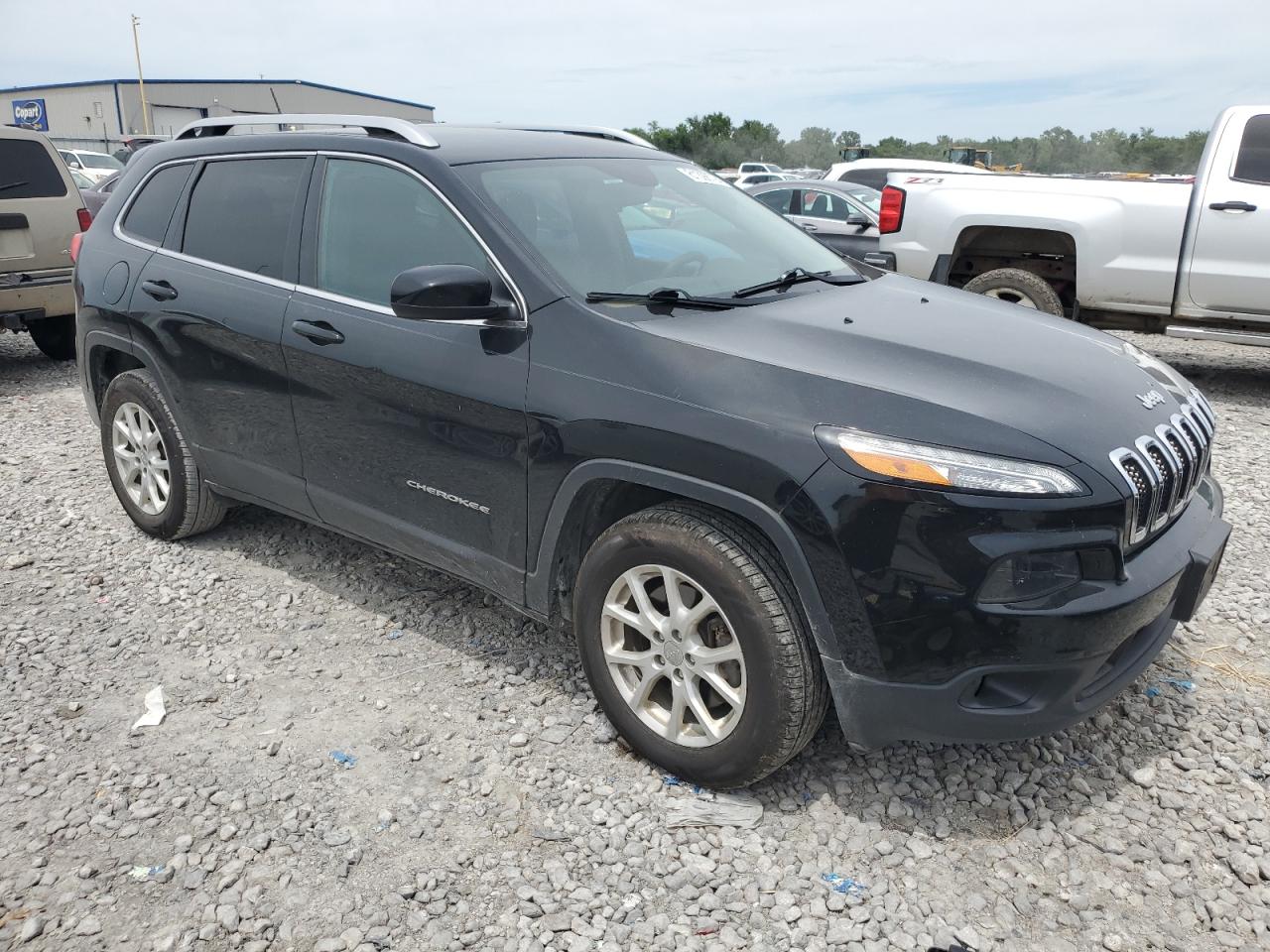 1C4PJMCB5JD501959 2018 Jeep Cherokee Latitude