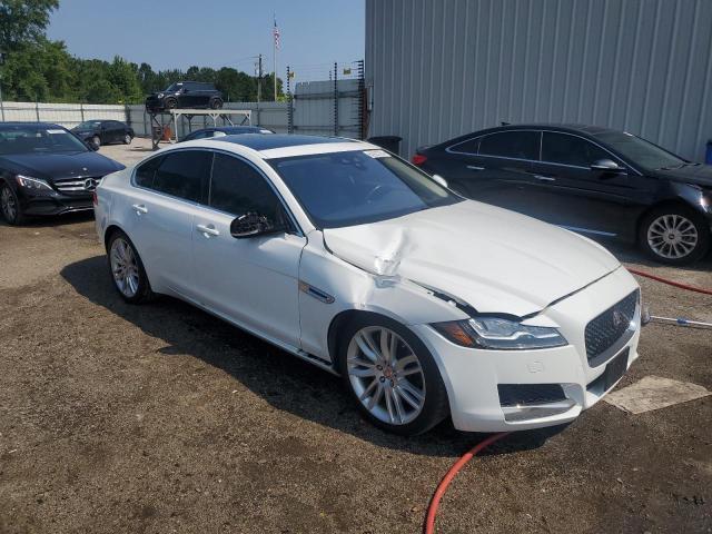 2016 JAGUAR XF PRESTIG - SAJBK4BV5GCY17025
