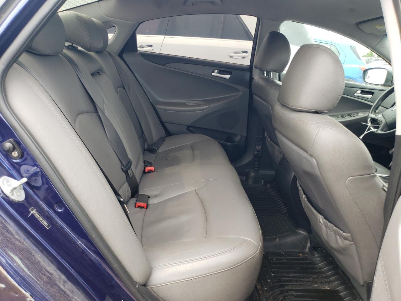 5NPEB4AC2BH225882 2011 Hyundai Sonata Gls