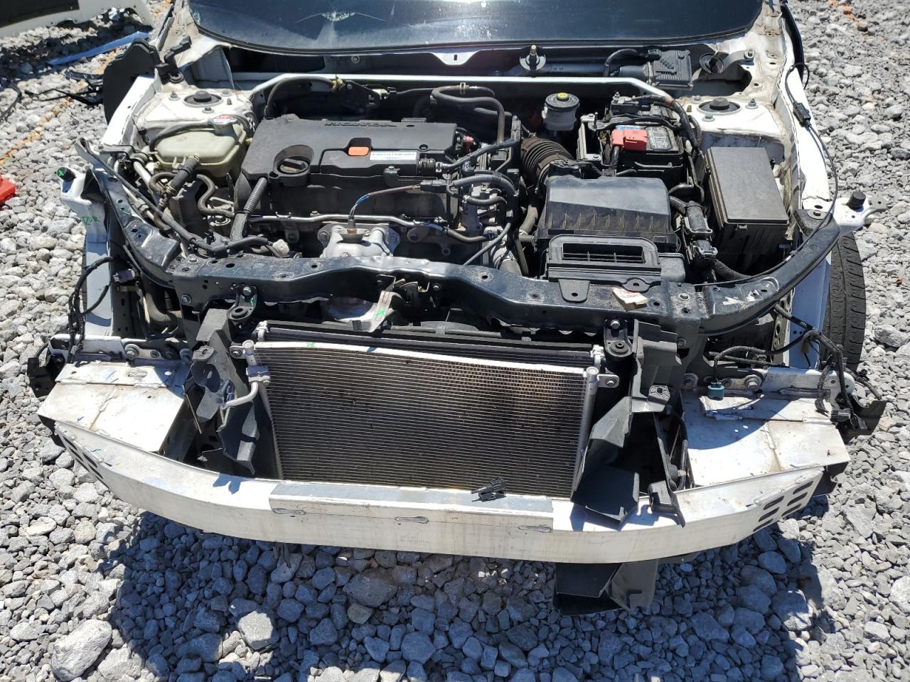 19XFC2F56JE025302 2018 Honda Civic Lx