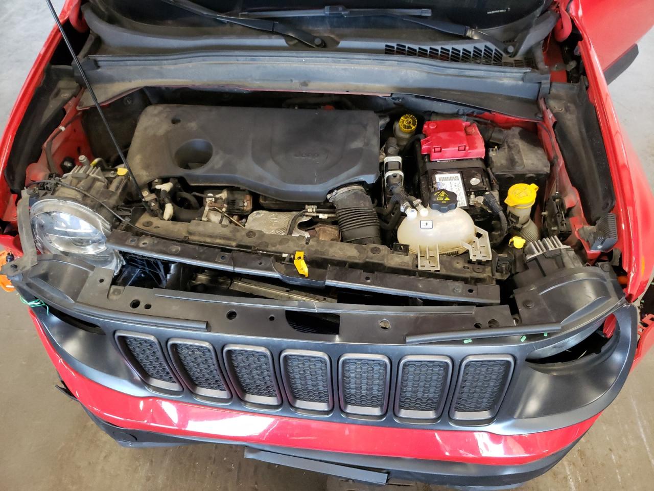 ZACNJBC17KPJ92529 2019 Jeep Renegade Trailhawk