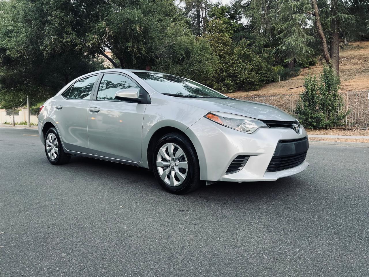 2016 Toyota Corolla L vin: 5YFBURHE9GP403928