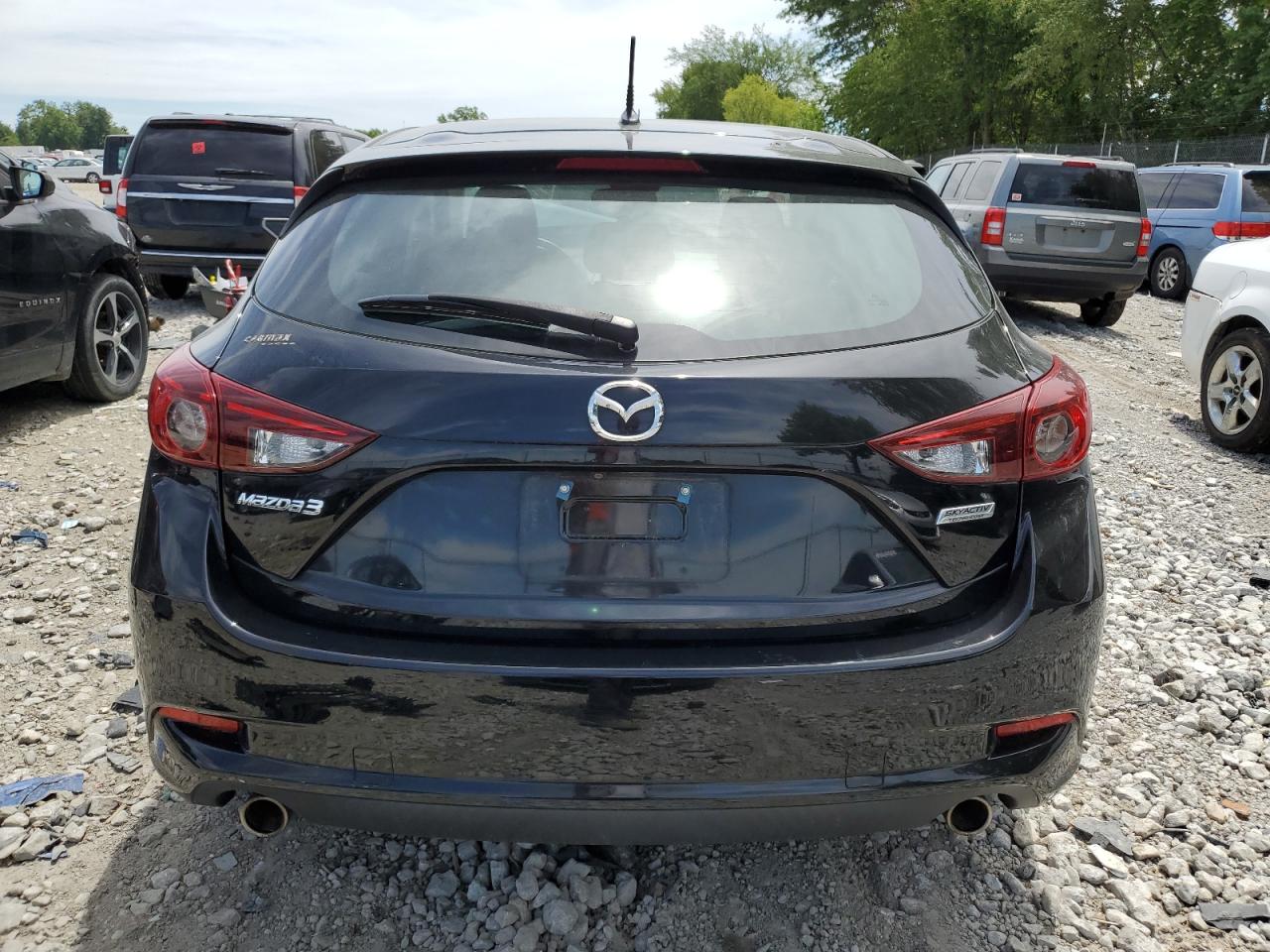 3MZBN1L38JM242391 2018 Mazda 3 Touring