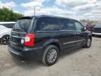 CHRYSLER TOWN & COU photo