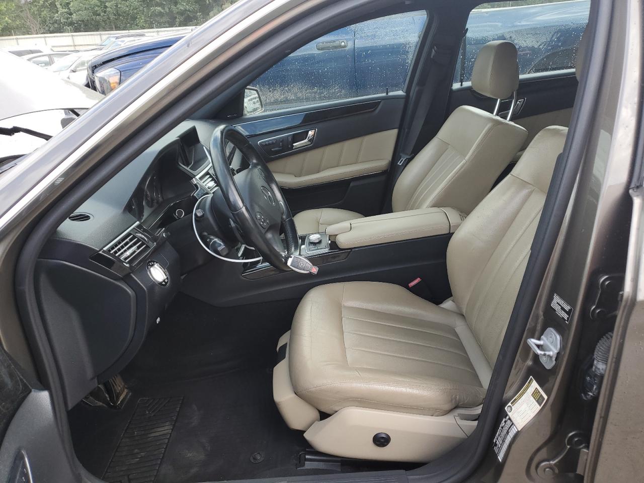 WDDHF8HB3AA143953 2010 Mercedes-Benz E 350 4Matic