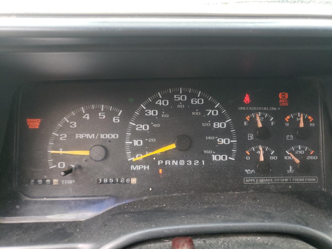 1GKFK16R9XJ704173 1999 GMC Suburban K1500