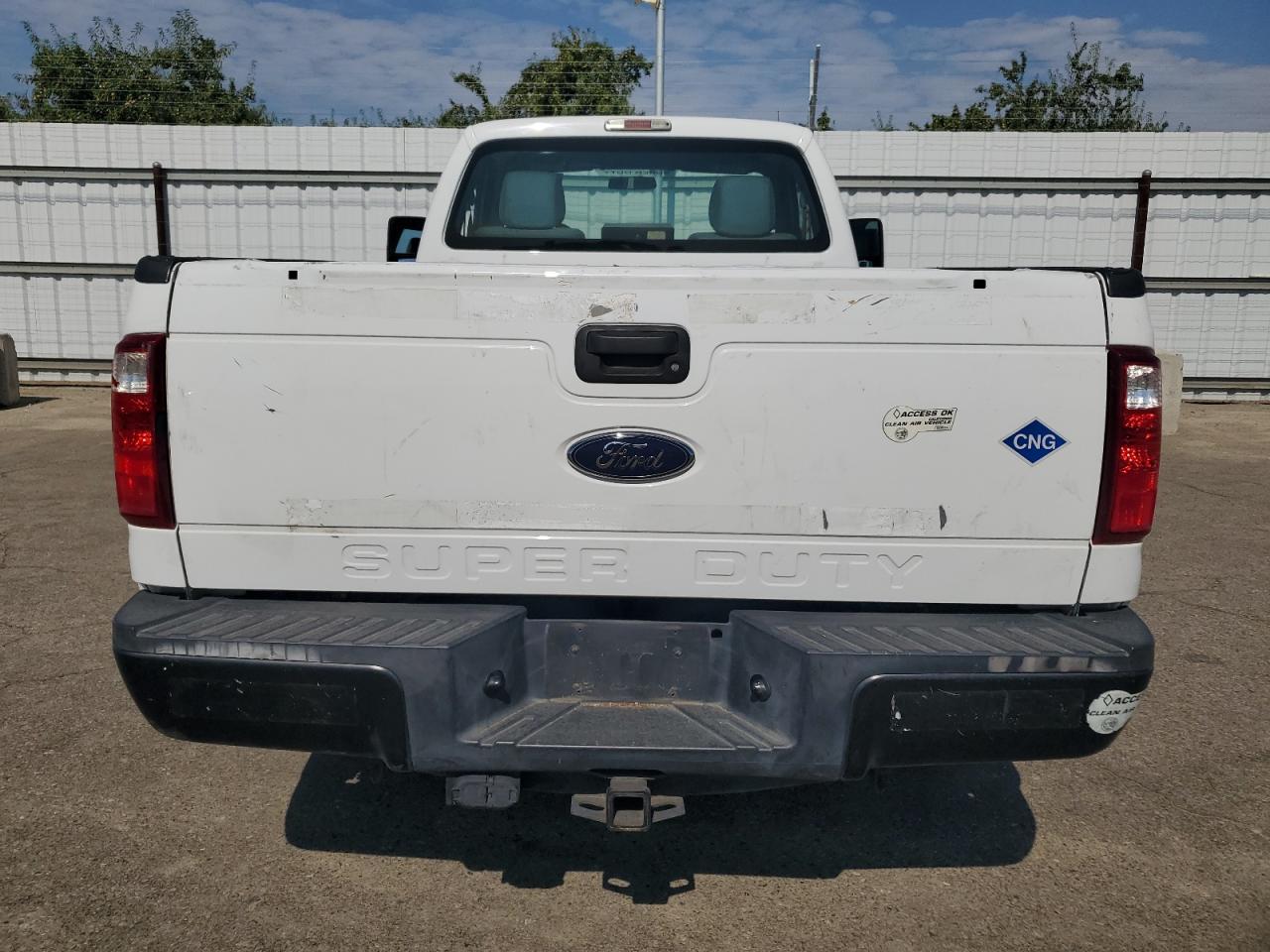 2013 Ford F250 Super Duty vin: 1FTBF2A61DEB81768