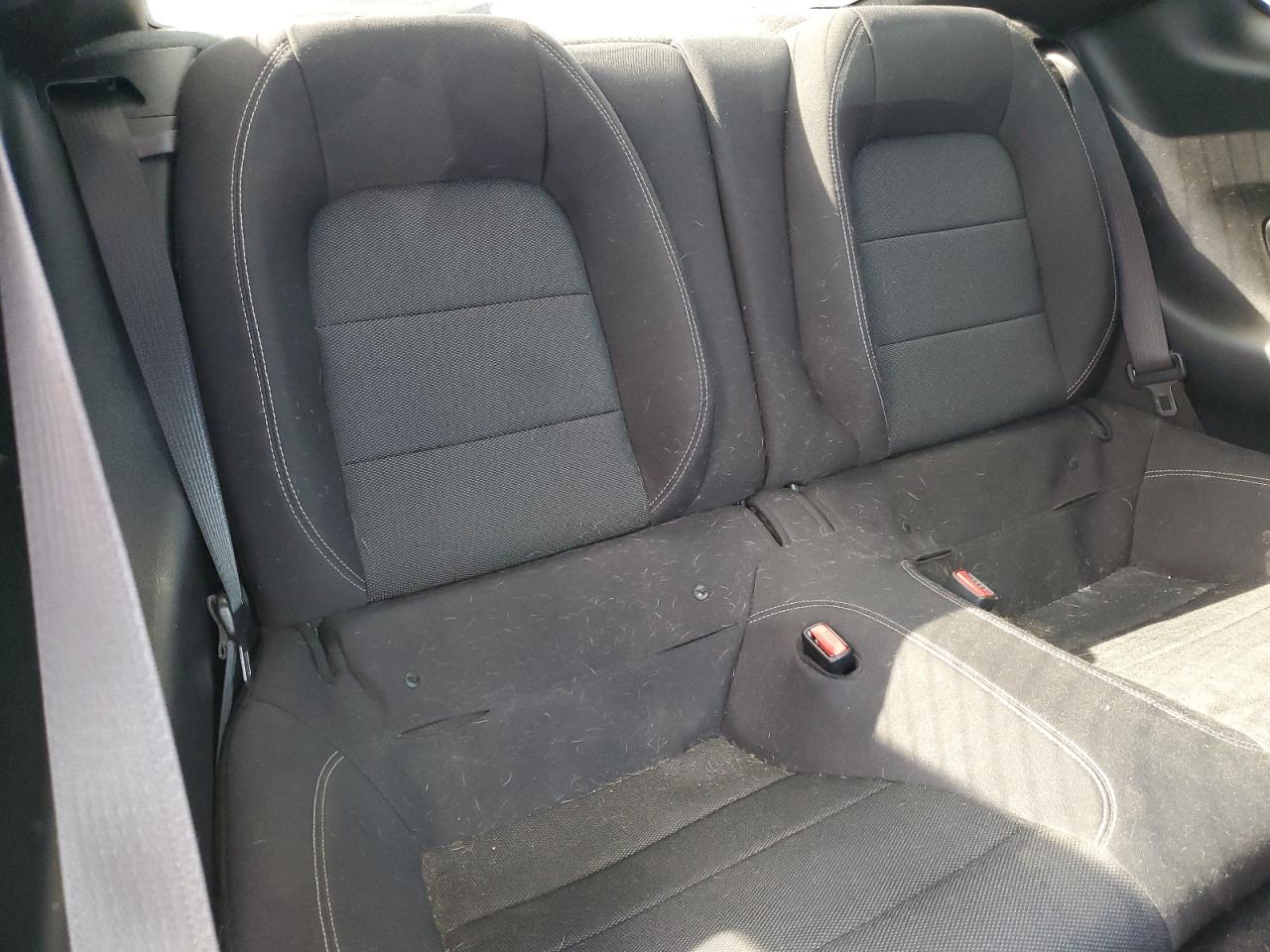 1FA6P8AMXG5227835 2016 Ford Mustang