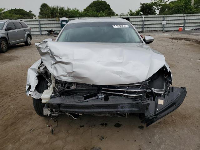 2016 VOLKSWAGEN PASSAT SE - 1VWBS7A3XGC013669