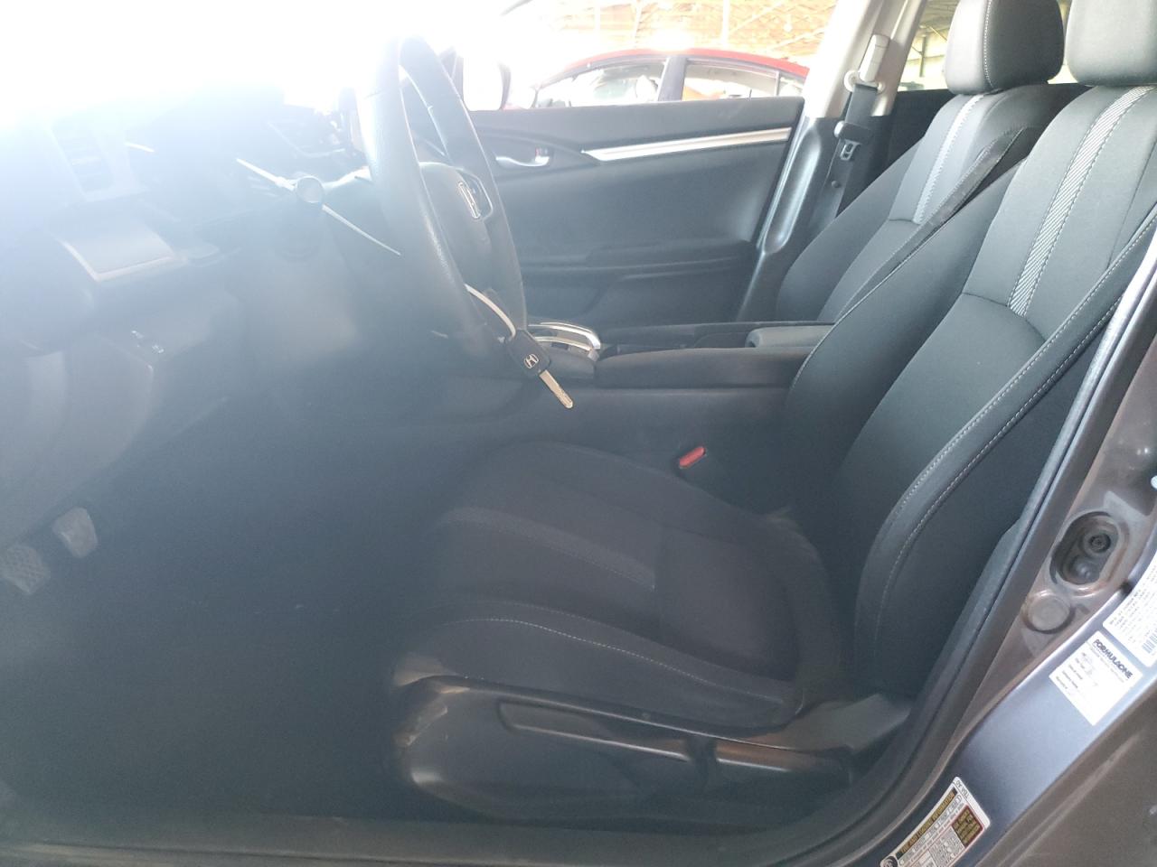 19XFC2E50HE066875 2017 Honda Civic Lx 19XFC2E50HE066875 2017 Honda Civic Lx