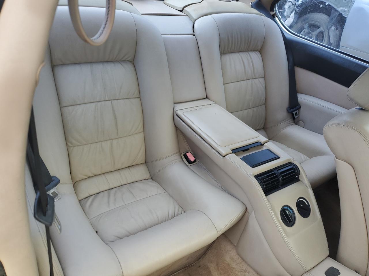 WBAEC8417J3267373 1988 BMW 635 Csi Automatic