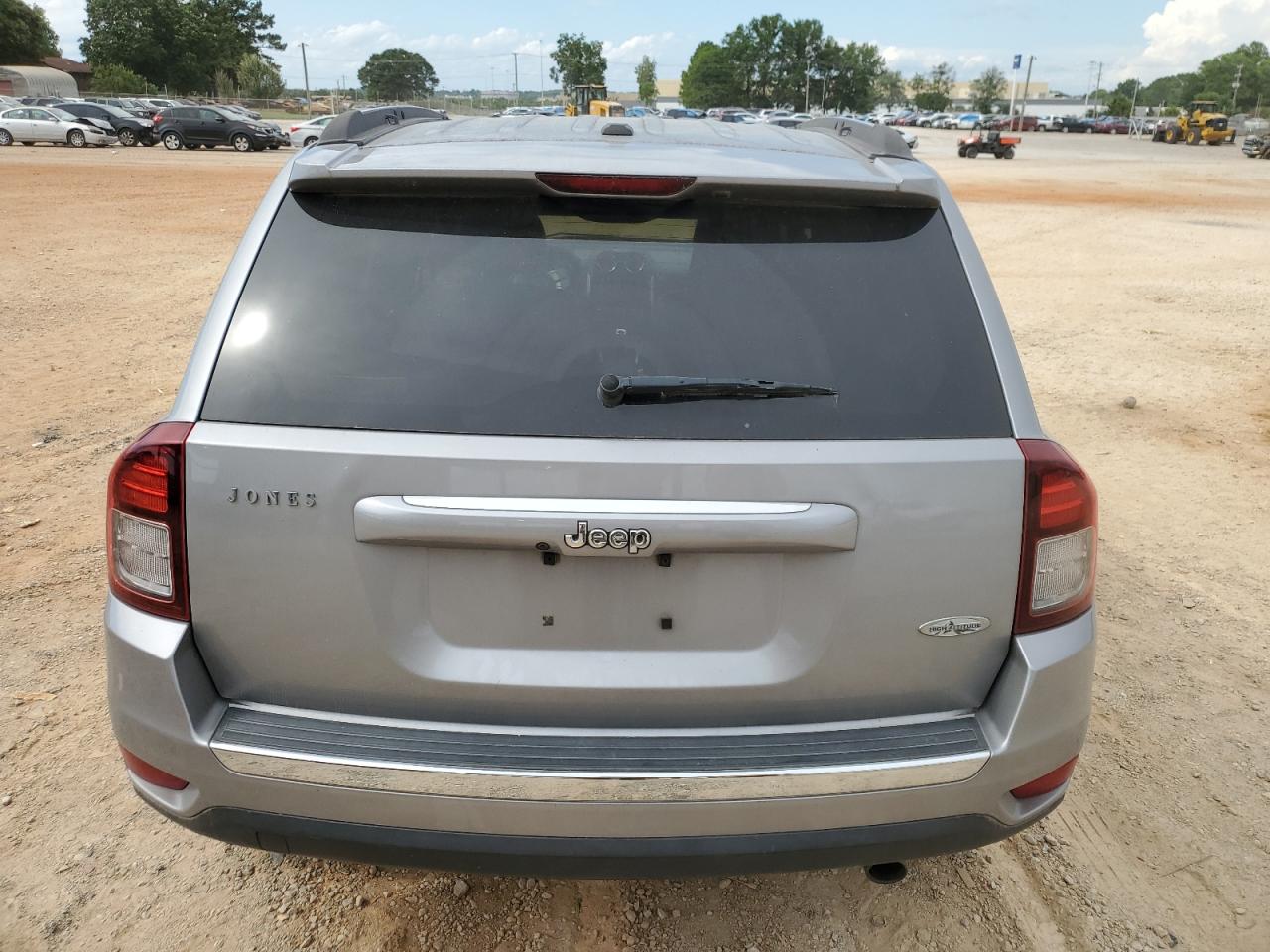 1C4NJCEA8GD574399 2016 Jeep Compass Latitude