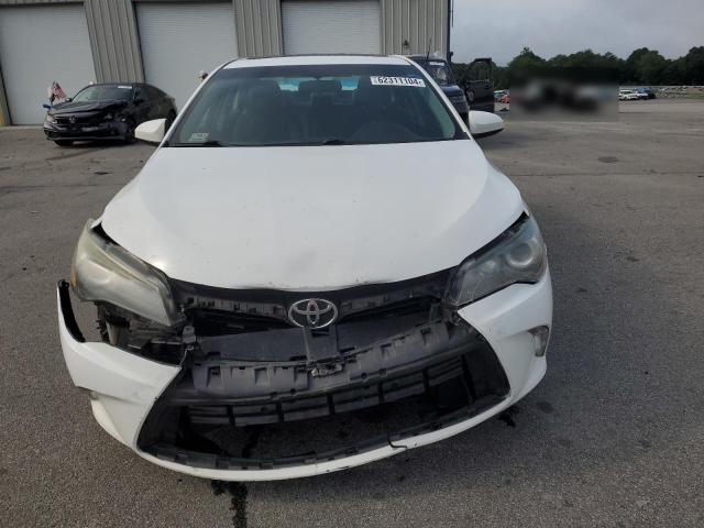 VIN 4T1BF1FK5FU093570 2015 Toyota Camry, LE no.5