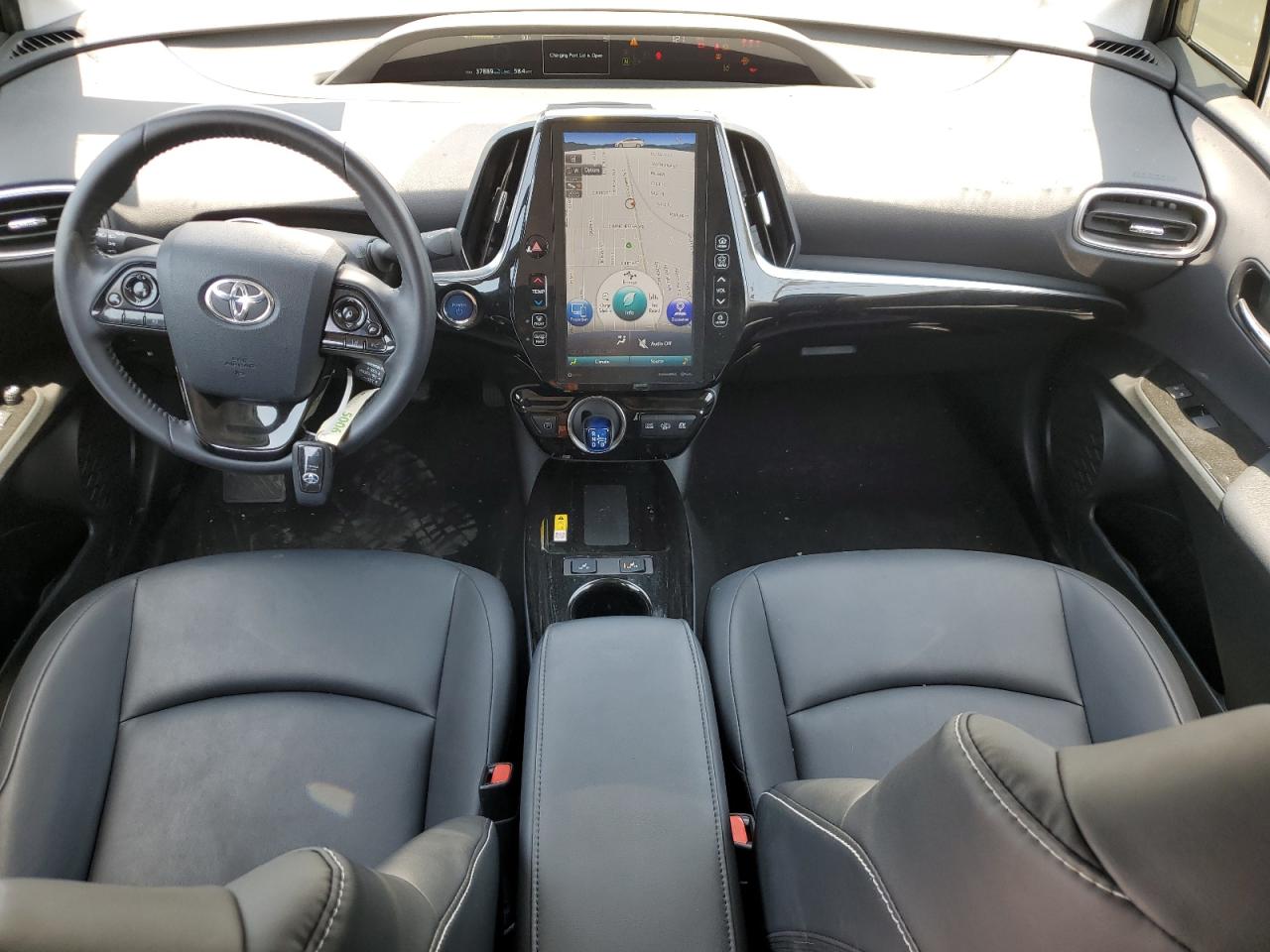 JTDKAMFP1M3182930 2021 Toyota Prius Prime Le