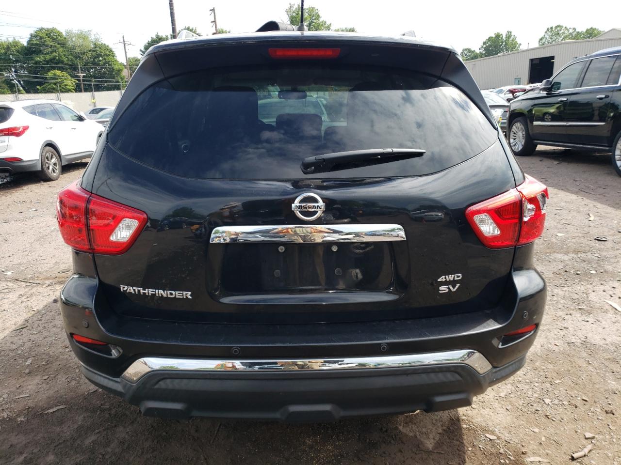 5N1DR2MM7HC628109 2017 Nissan Pathfinder S