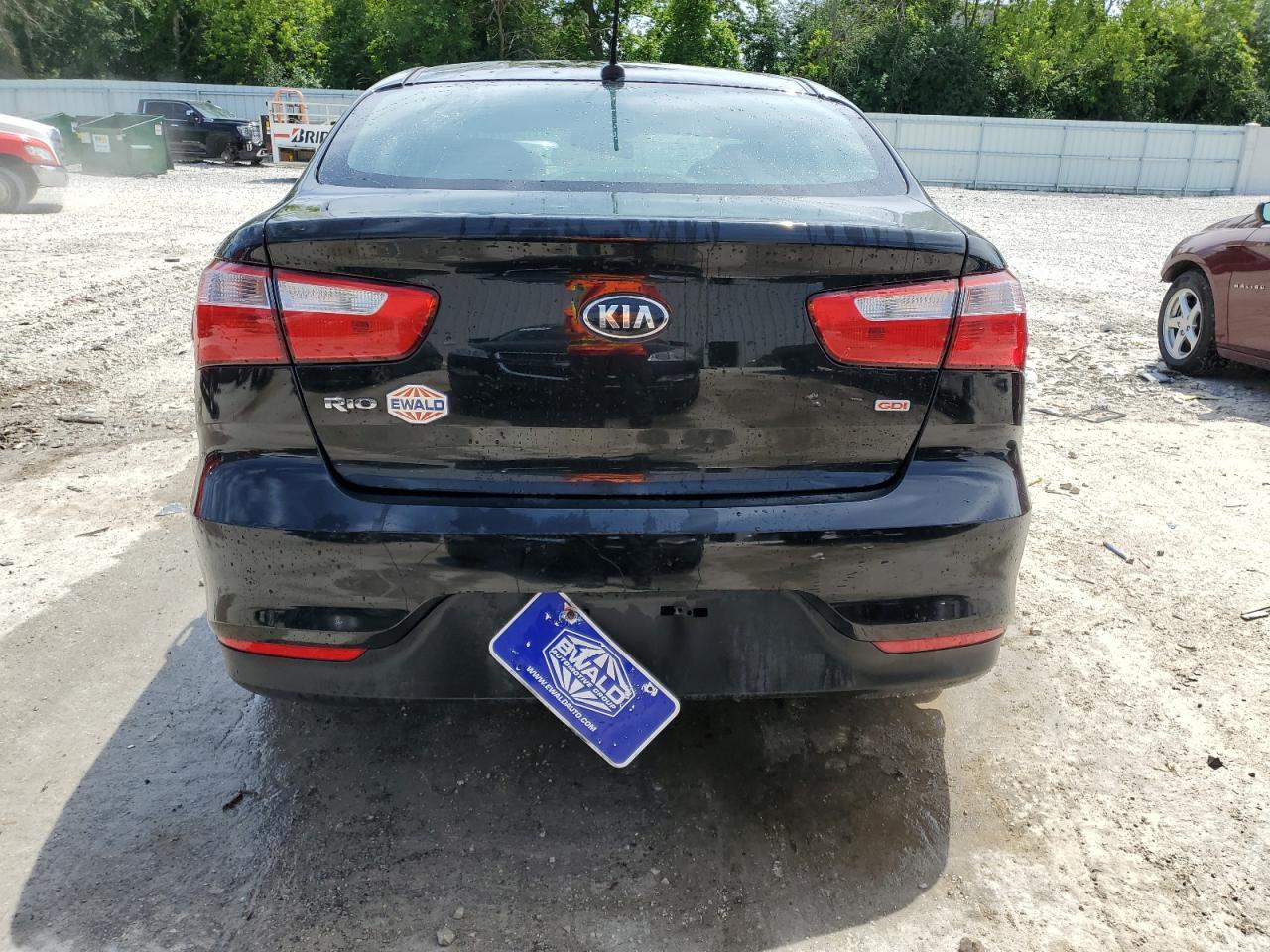 KNADM4A38H6117613 2017 Kia Rio Lx