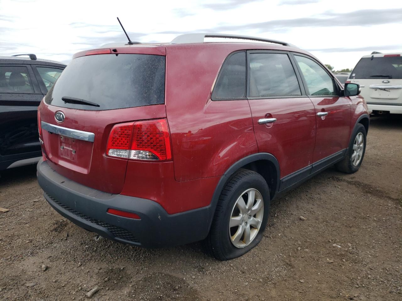 5XYKT3A12BG046161 2011 Kia Sorento Base 5XYKT3A12BG046161 2011 Kia Sorento Base