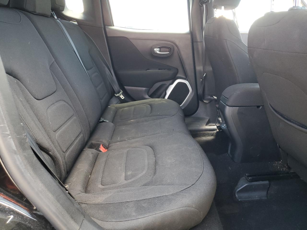 ZACCJABB1JPG67802 2018 Jeep Renegade Latitude