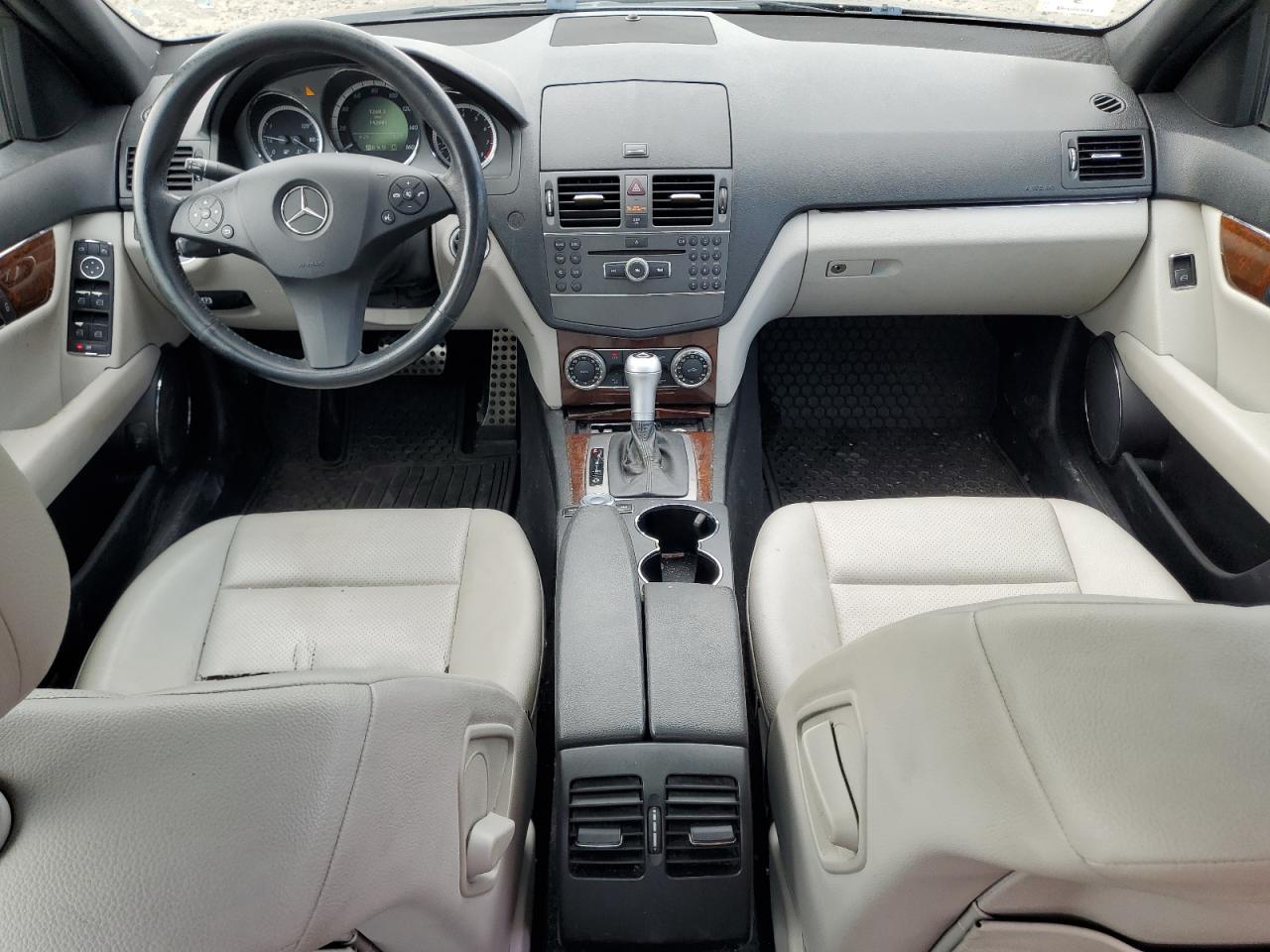 WDDGF8BB2AR093472 2010 Mercedes-Benz C 300 4Matic
