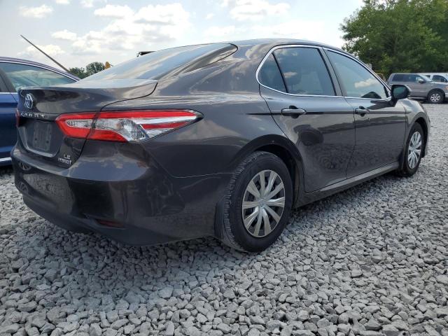 VIN 4T1B31HK8JU506838 2018 Toyota Camry, LE no.3