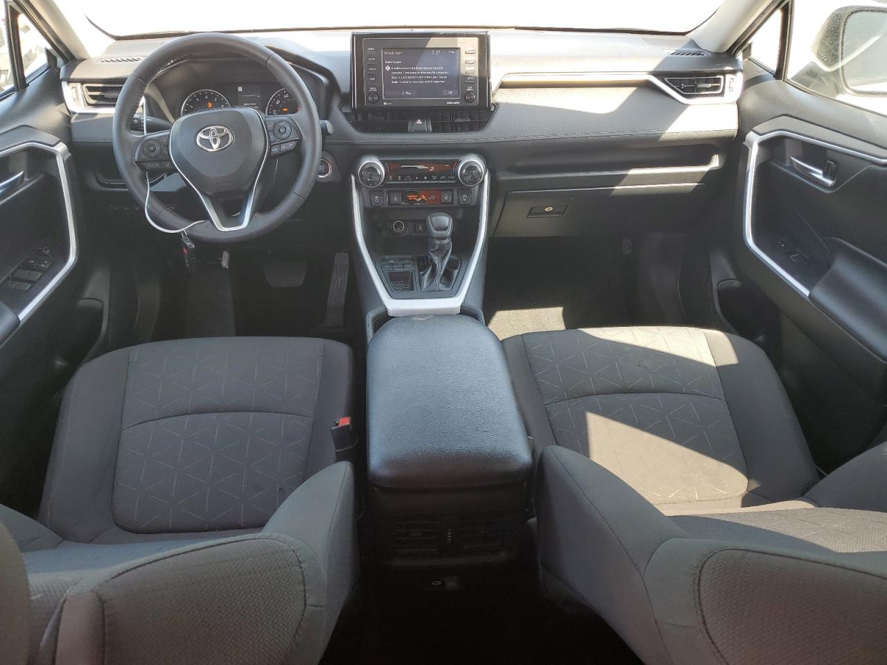 2T3W1RFV6NW223208 2022 Toyota Rav4 Xle