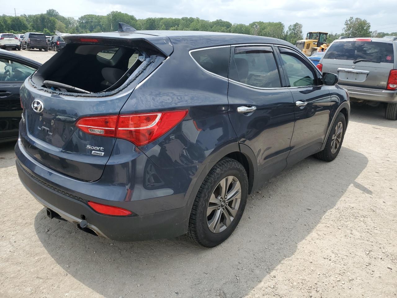 Lot #2738964228 2016 HYUNDAI SANTA FE S