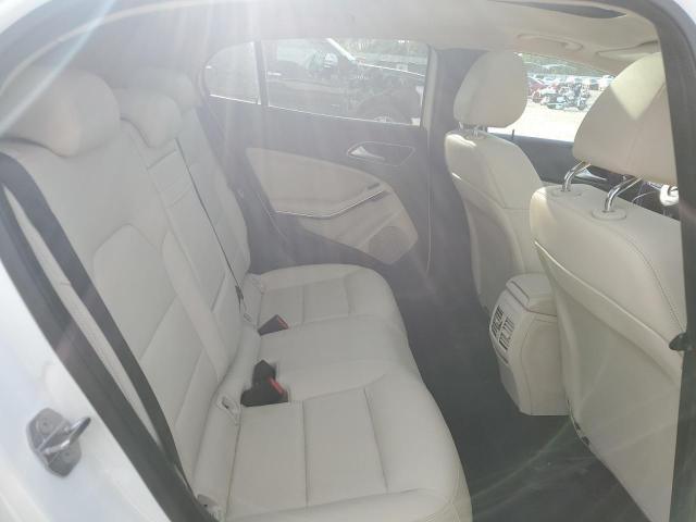 2019 MERCEDES-BENZ GLA 250 4M - WDCTG4GB1KU009917