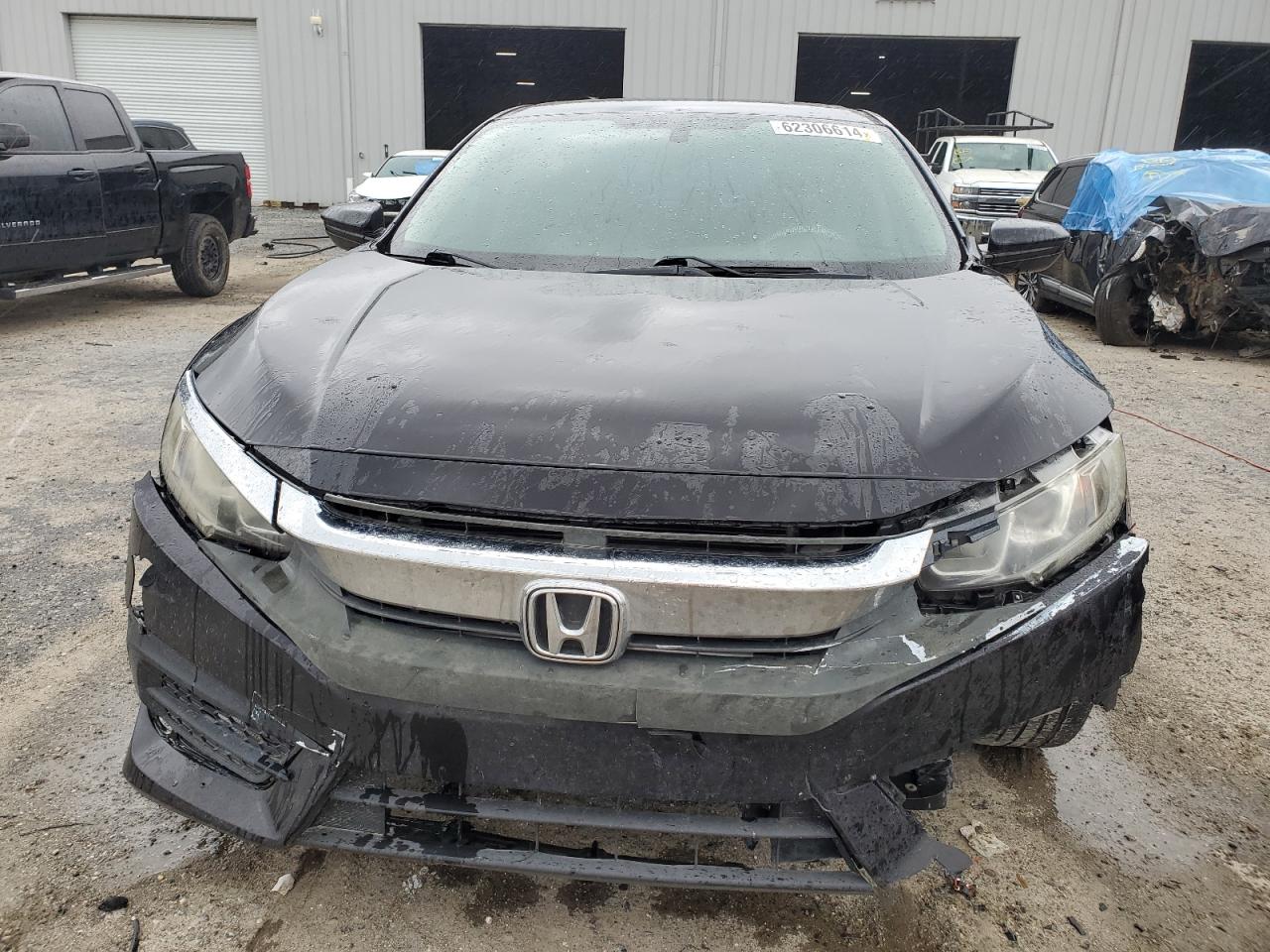 19XFC2F58HE062684 2017 Honda Civic Lx 19XFC2F58HE062684 2017 Honda Civic Lx