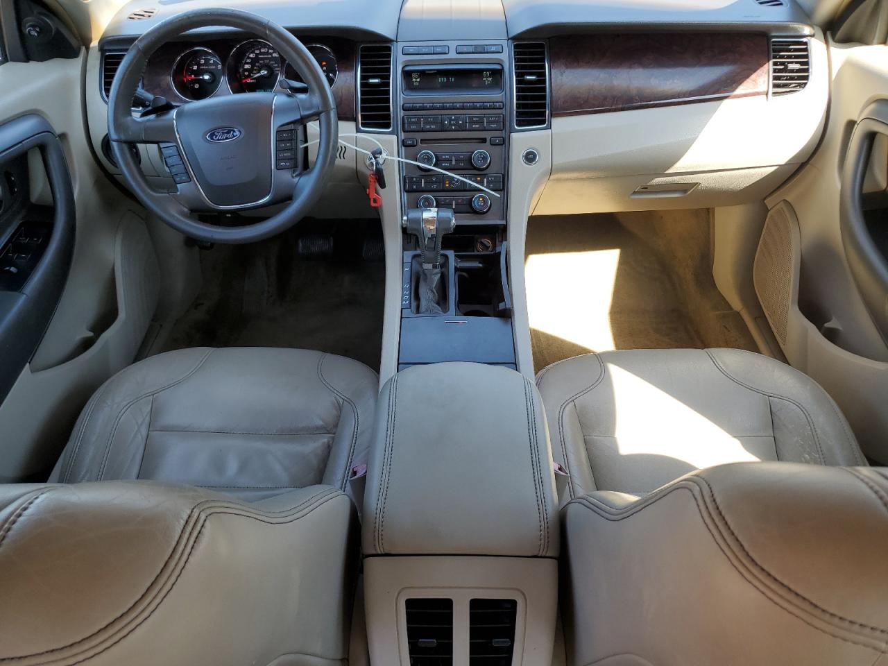 1FAHP2EW7CG101352 2012 Ford Taurus Sel