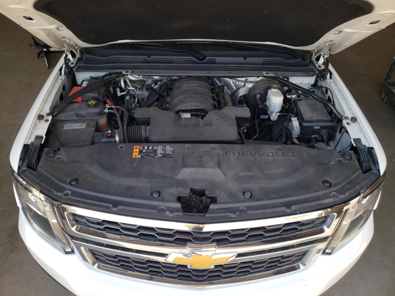 1GNSKHKC9HR385789 2017 Chevrolet Suburban K1500 Lt